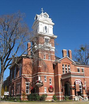 Gwinnett County Historic Courthouse, Lawrencev...